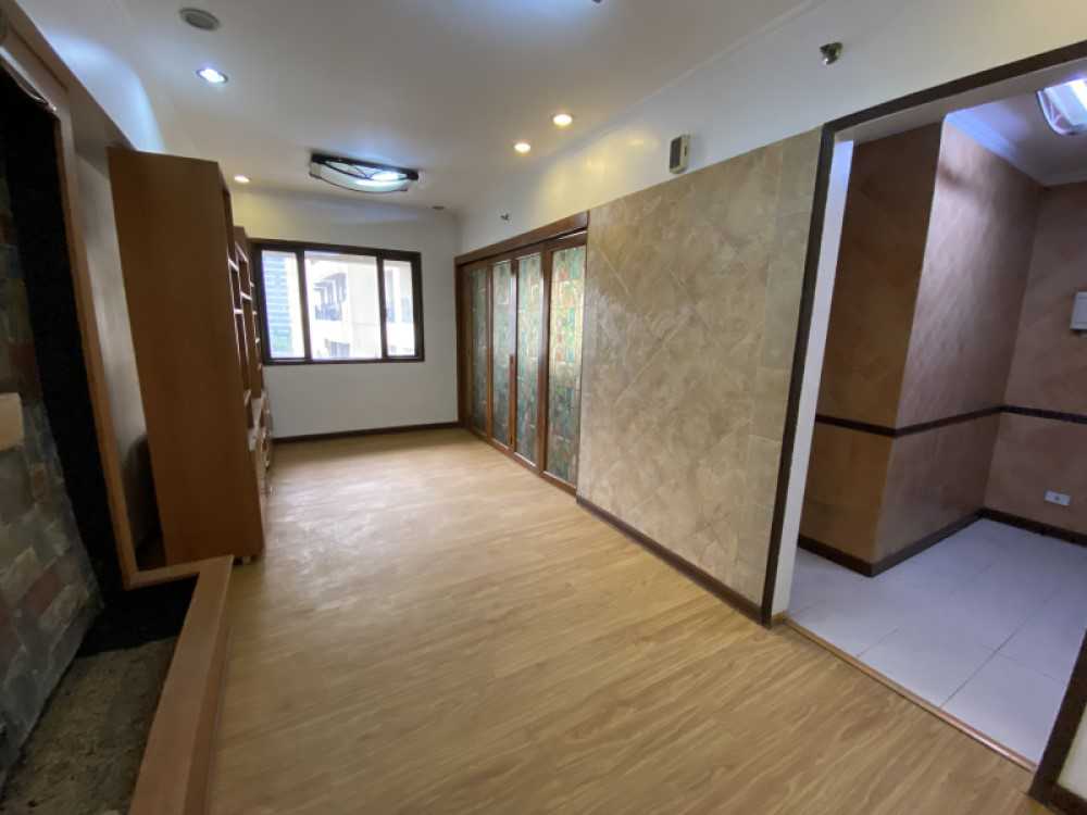 Unfurnished Studio type Condo in Eastwood Excelsior